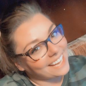 Meet your Posher, Alana